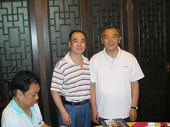 ��ԭ����������ϯ���ι�ͬ־��Ӱ